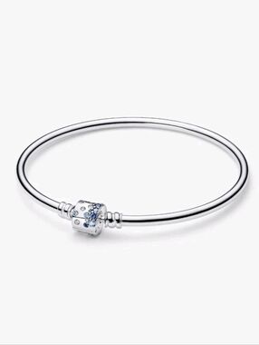 Pandora Sparkling Barrel Clasp Bangle Sterling silver And Blue